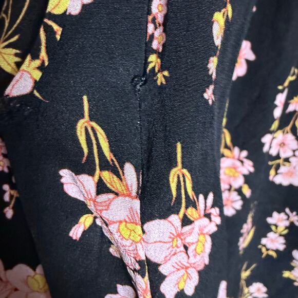 Les Reveries Black Floral Printed Short Sleeve A-Line Silk Midi Dress Size 4 - Picture 13 of 14